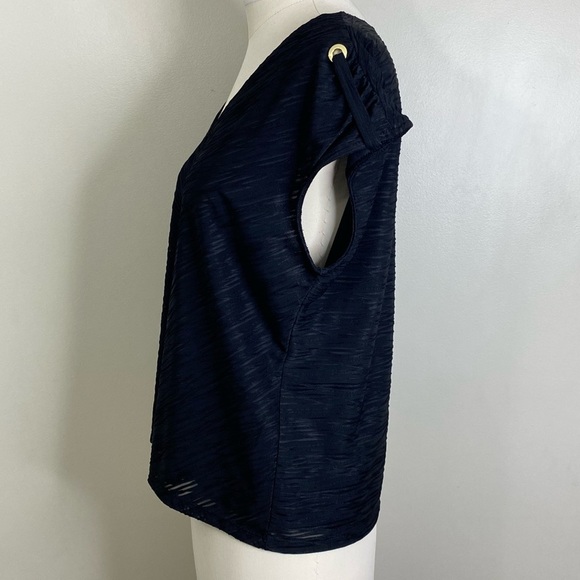 TANJAY PETITE MEDIUM CHIC VNECK TOP WITH GOLD SHOULDER GROMMETS LOOP DESIGN - Picture 7 of 14